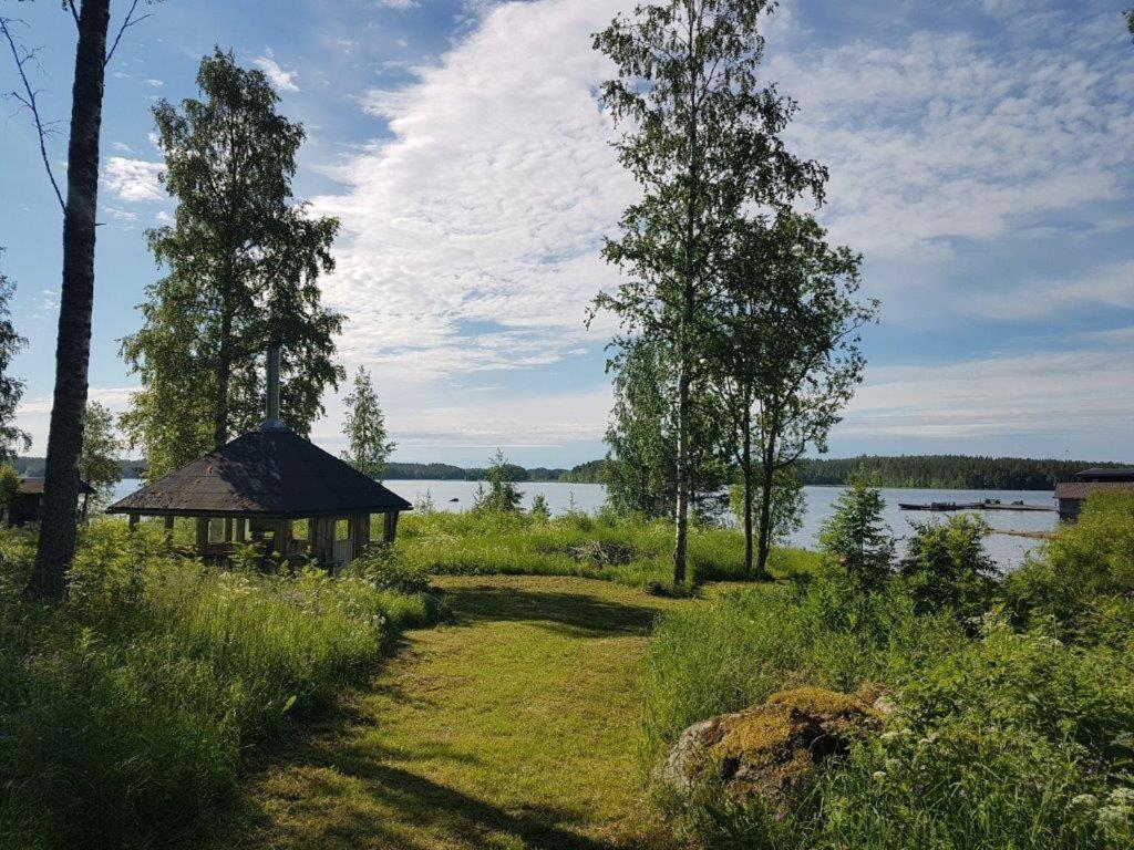 Bed and Breakfast Tarina-Aho Vuonislahti Exteriér fotografie
